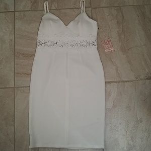 NWT White Dress Above Knee By IRIS Sz M